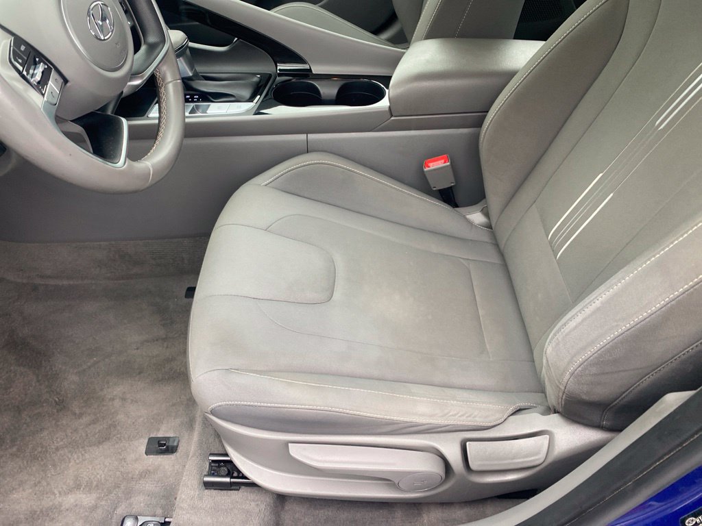 Used 2021 Hyundai Elantra SEL w/ Convenience Package FWD image 19