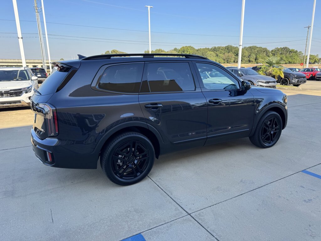 Used 2025 Kia Telluride EX X-Line image 15