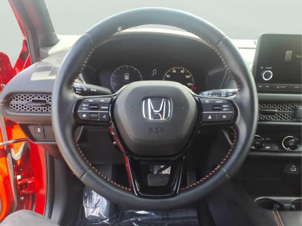 Used 2025 Honda HR-V Sport image 30