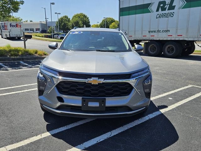 Used 2026 Chevrolet Trax LT FWD video 3