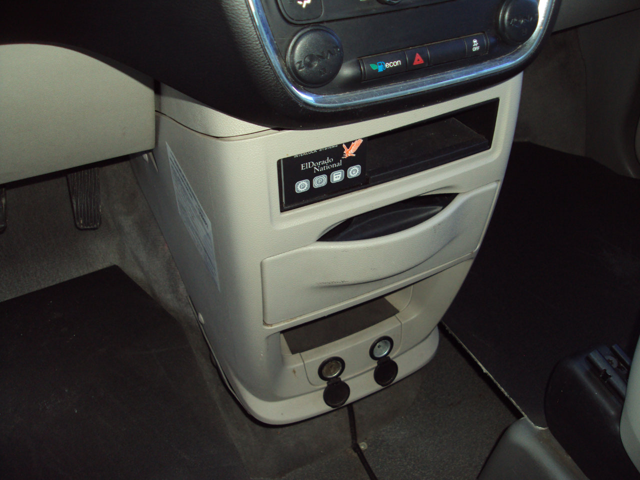 Used 2015 Dodge Grand Caravan SE w/ Quick Order Package 29E SE FWD image 27