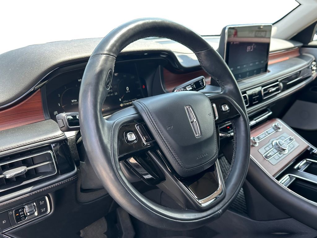 Used 2021 Lincoln Aviator Reserve w/ Equipment Group 201A AWD/4WD image 13