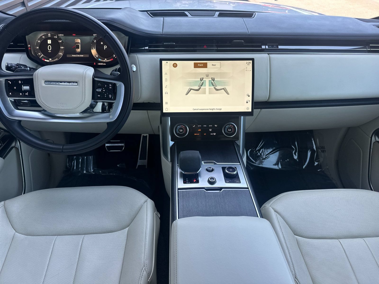 Used 2023 Land Rover Range Rover SE AWD/4WD image 13