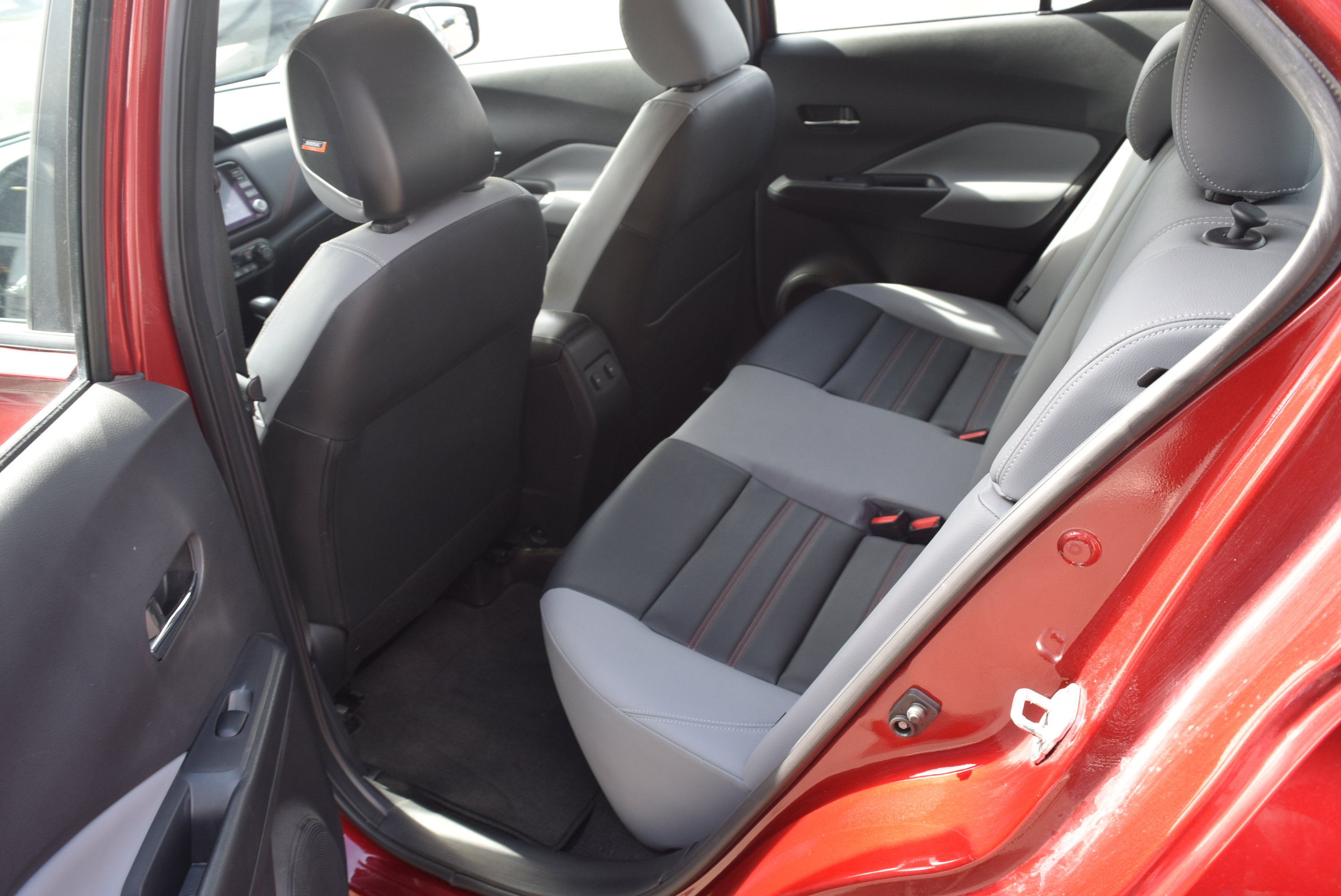 Used 2023 Nissan Kicks SR w/ SR Premium Package image 6