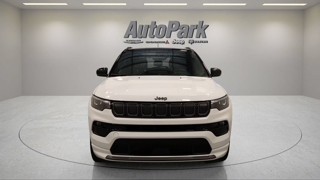 Certified 2022 Jeep Compass High Altitude AWD/4WD image 2