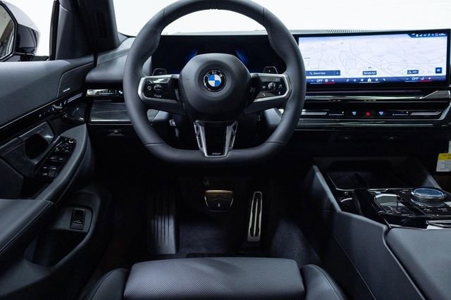 New 2026 BMW 530i xDrive w/ M Sport Package image 4