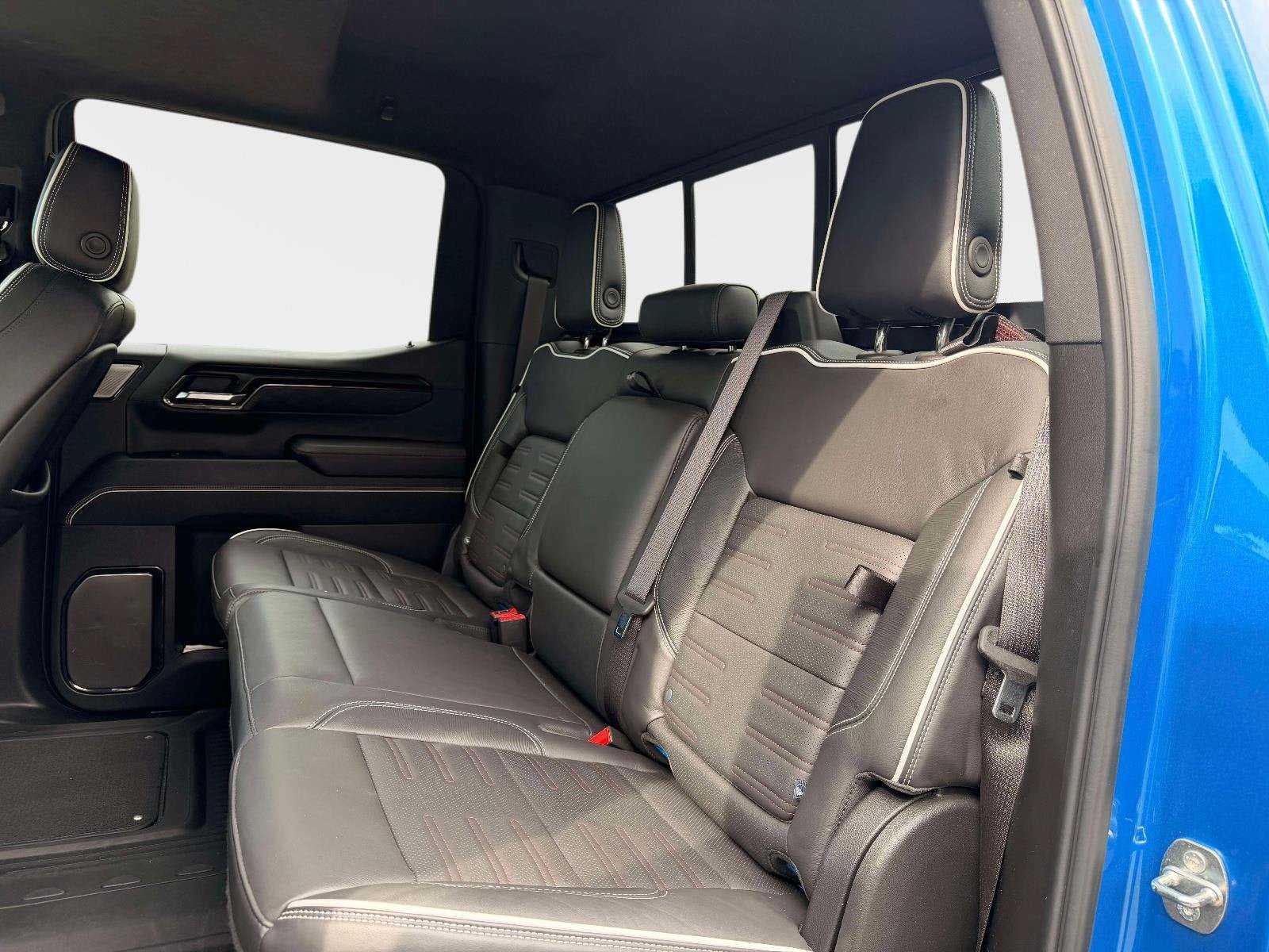 Used 2024 GMC Sierra 1500 AT4X AWD/4WD image 22