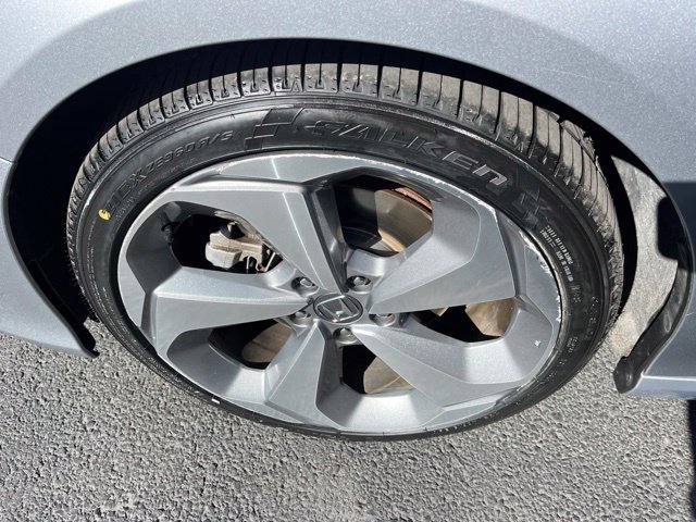 Used 2018 Honda Accord Touring image 24