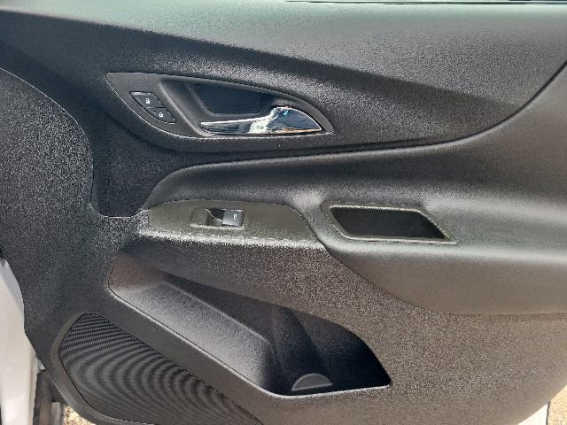 Used 2023 Chevrolet Equinox LT AWD/4WD image 22