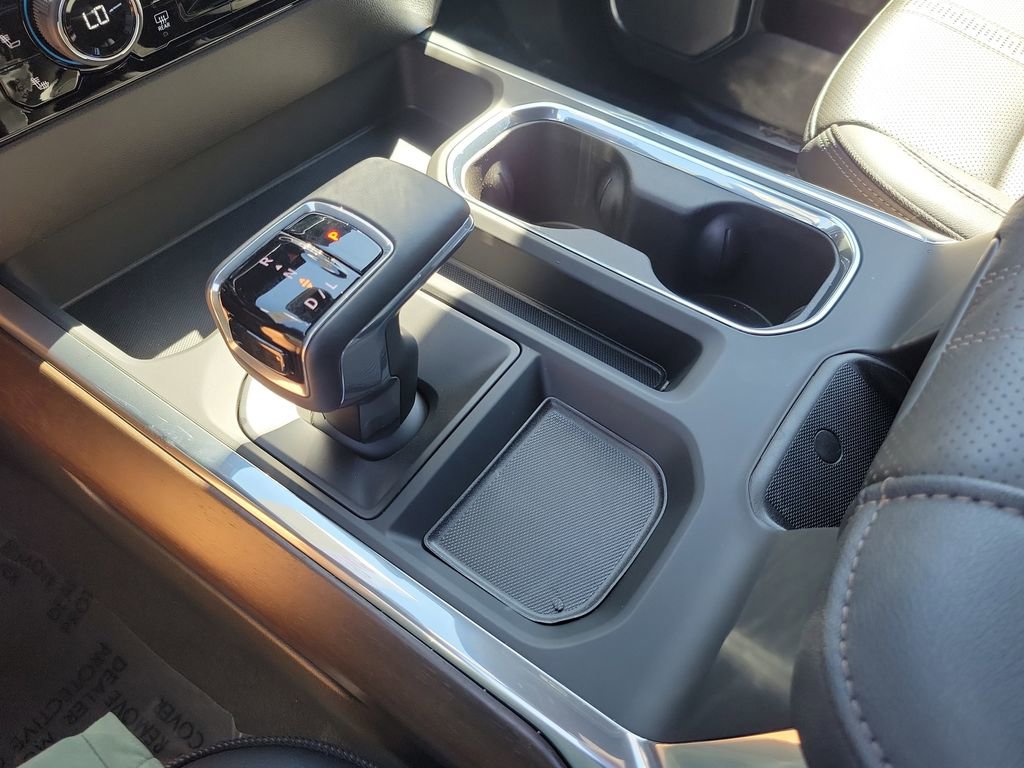 Used 2025 Chevrolet Silverado 1500 High Country w/ High Country Premium Package image 13