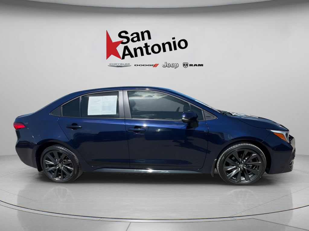 Used 2026 Toyota Corolla SE FWD image 16