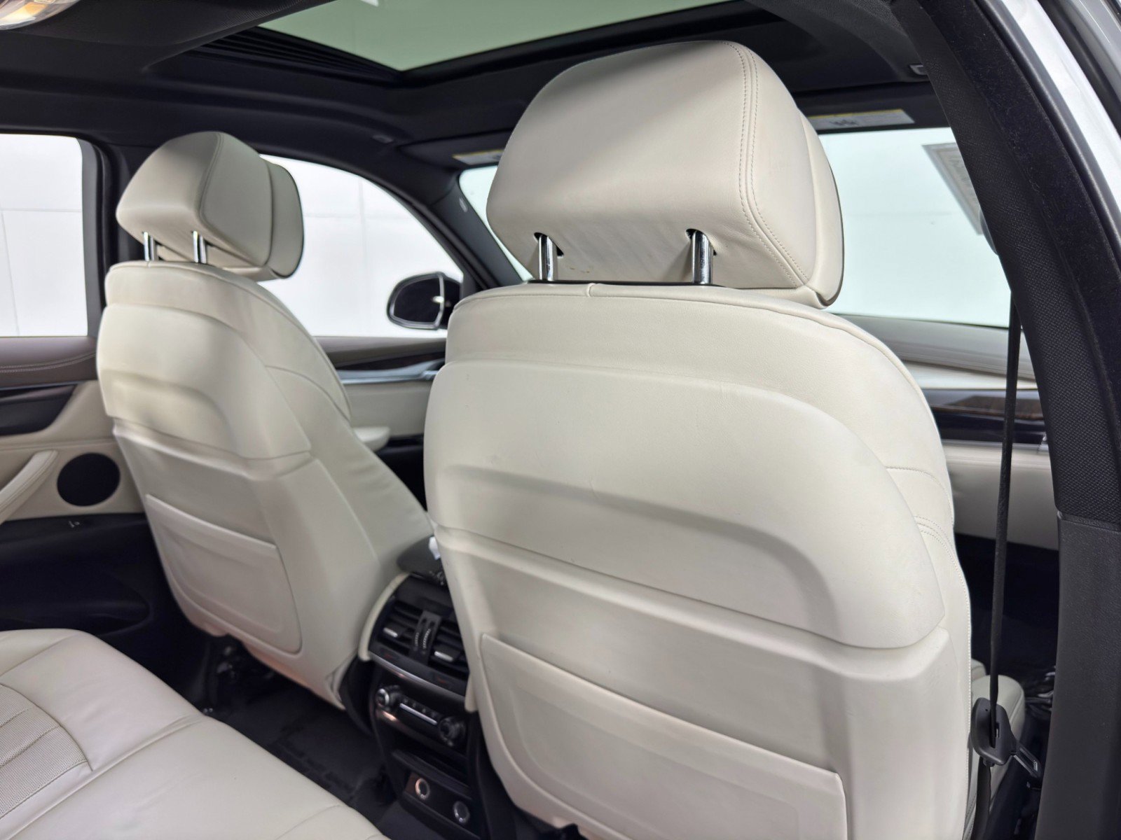 Used 2017 BMW X6 xDrive35i image 36