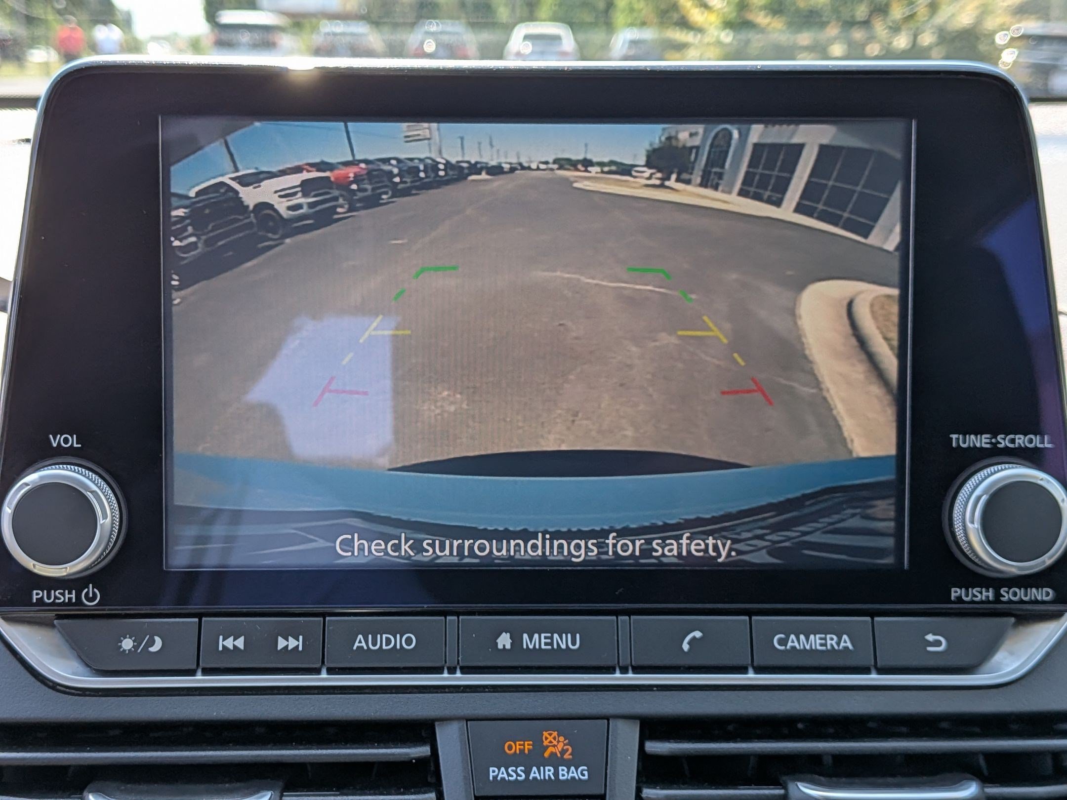 Used 2025 Nissan Altima 2.5 SV FWD image 14