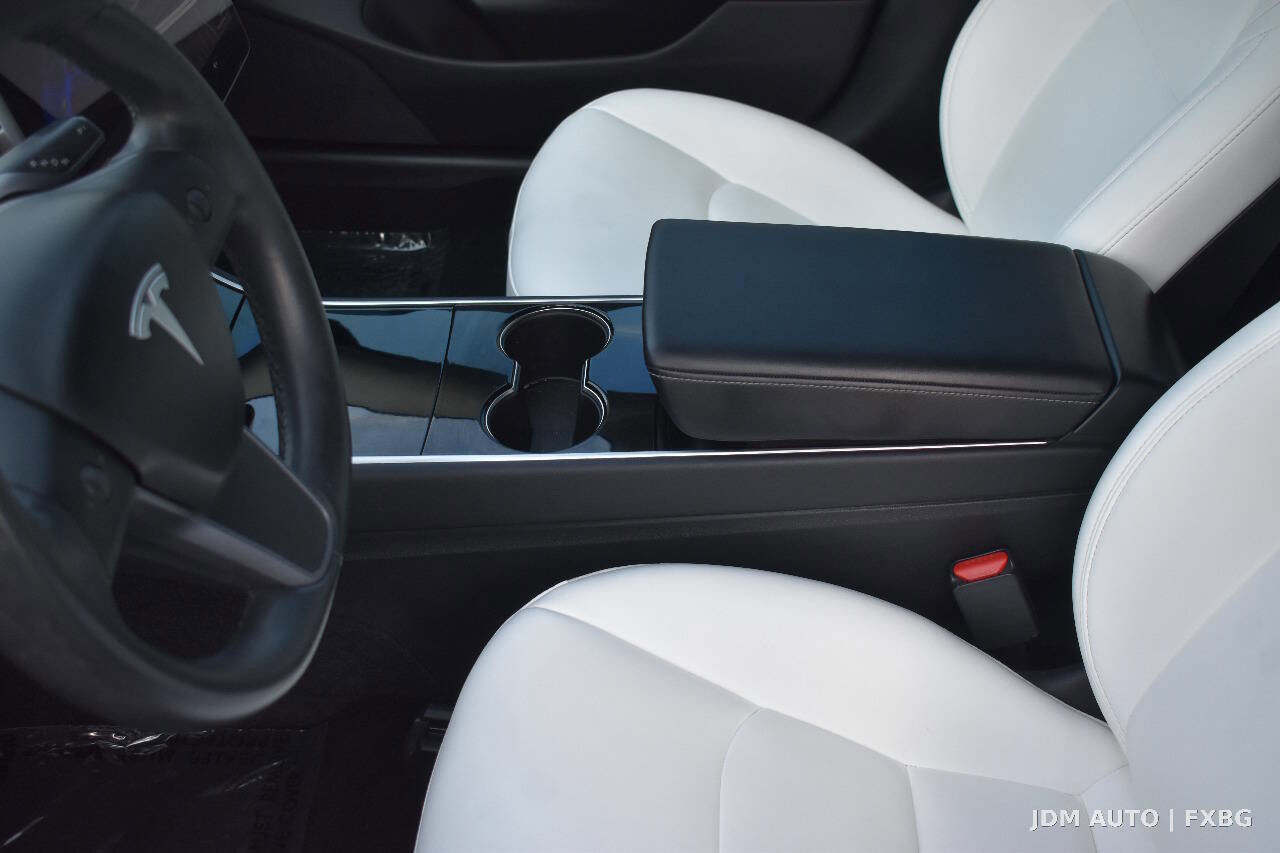 Used 2019 Tesla Model 3 Standard Range Plus RWD image 21