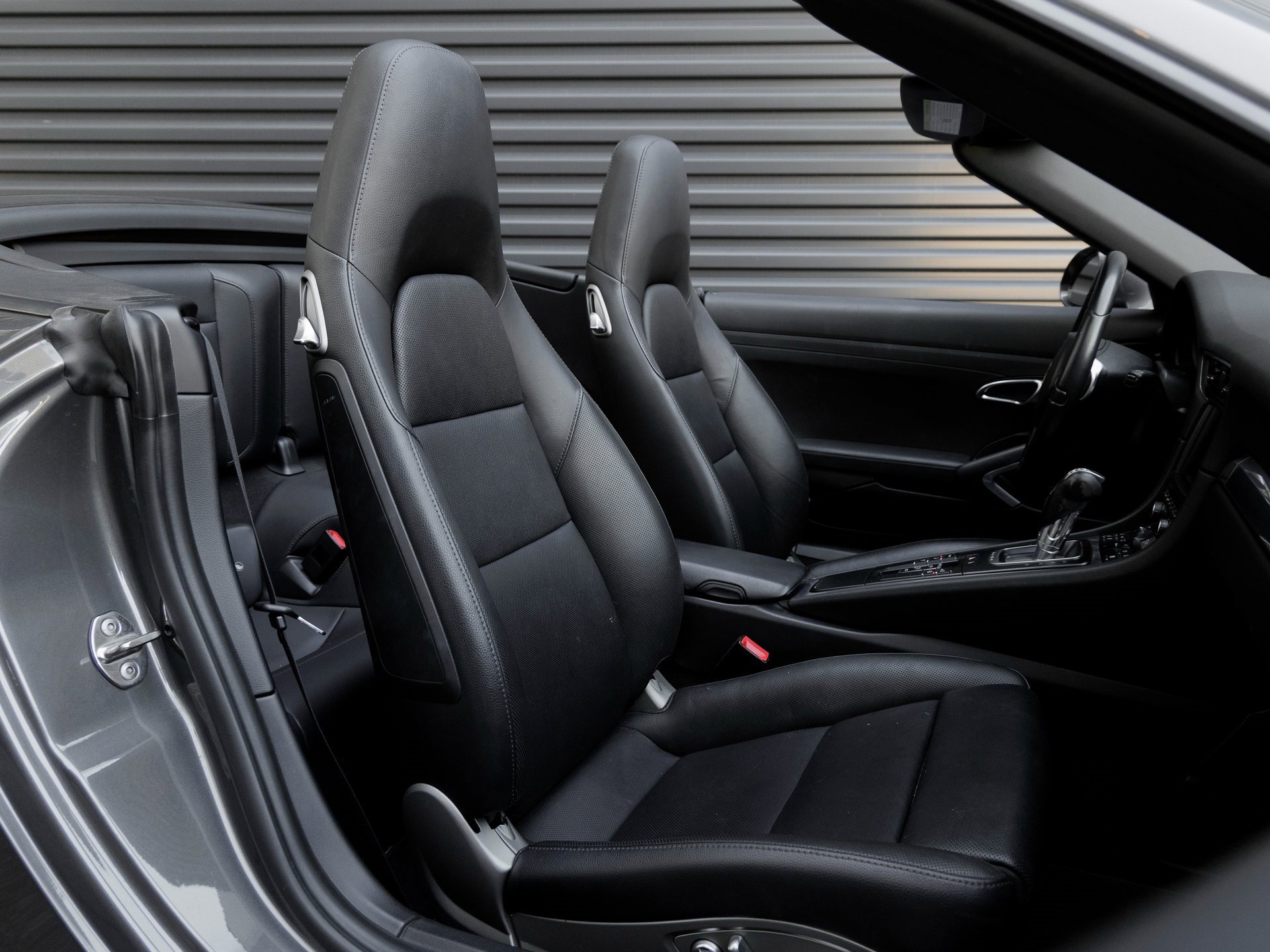 Used 2016 Porsche 911 Carrera S image 33