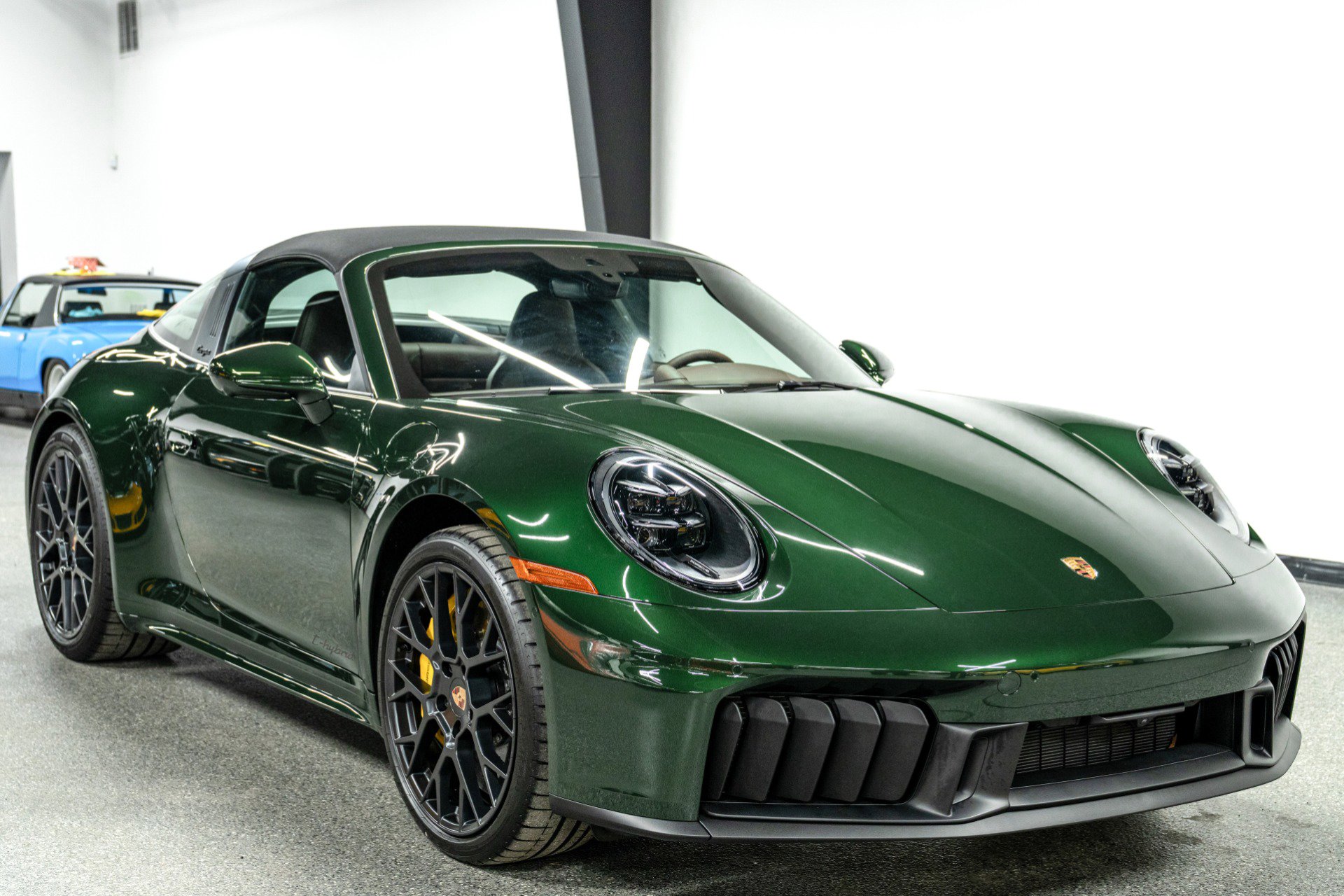 Used 2026 Porsche 911 Targa 4 GTS image 33