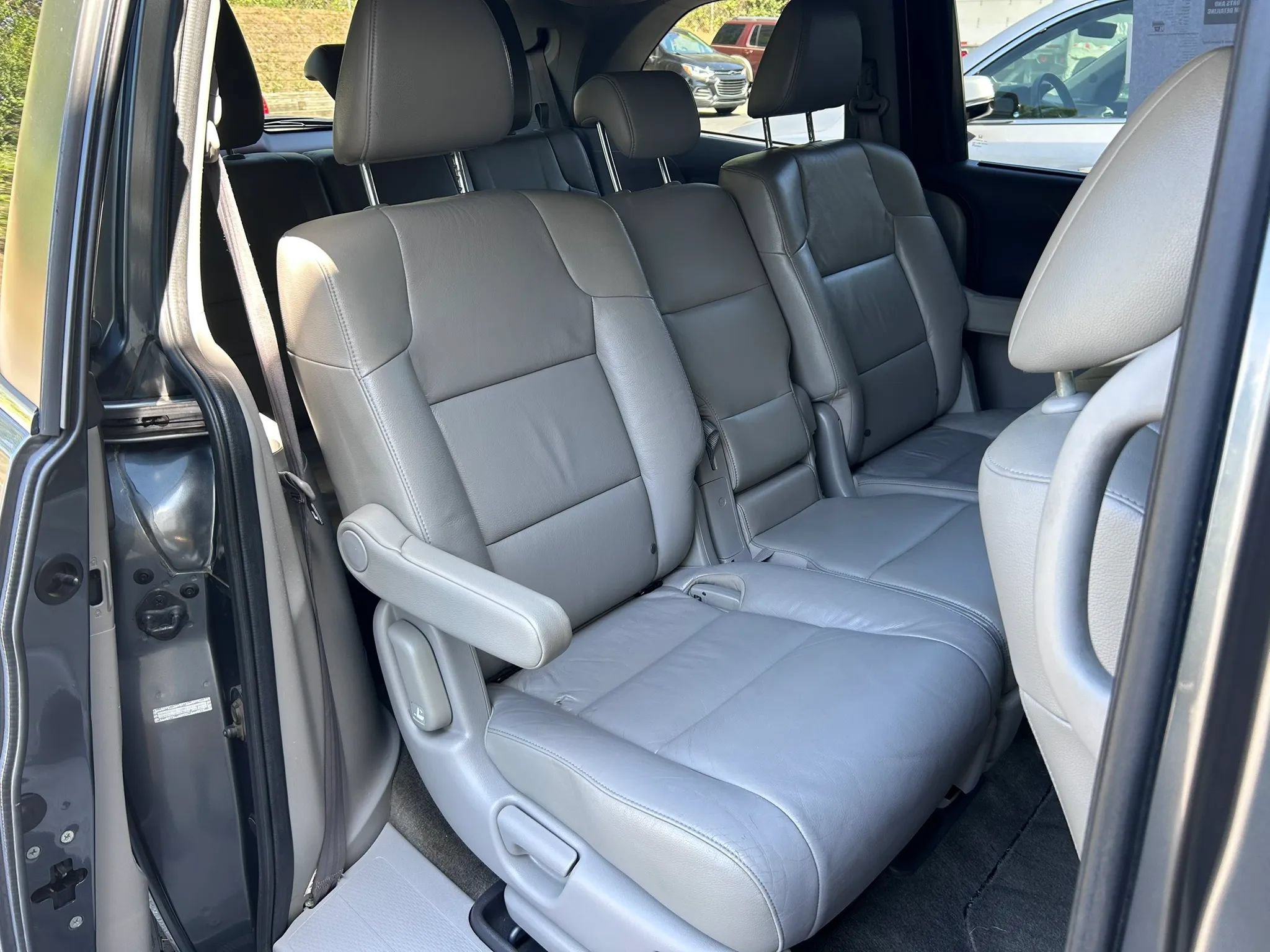 Used 2012 Honda Odyssey EX-L image 36
