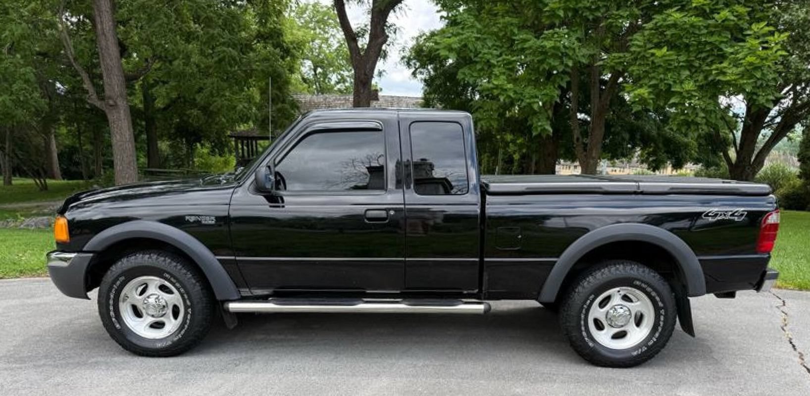 Used 2002 Ford Ranger XLT AWD/4WD image 10