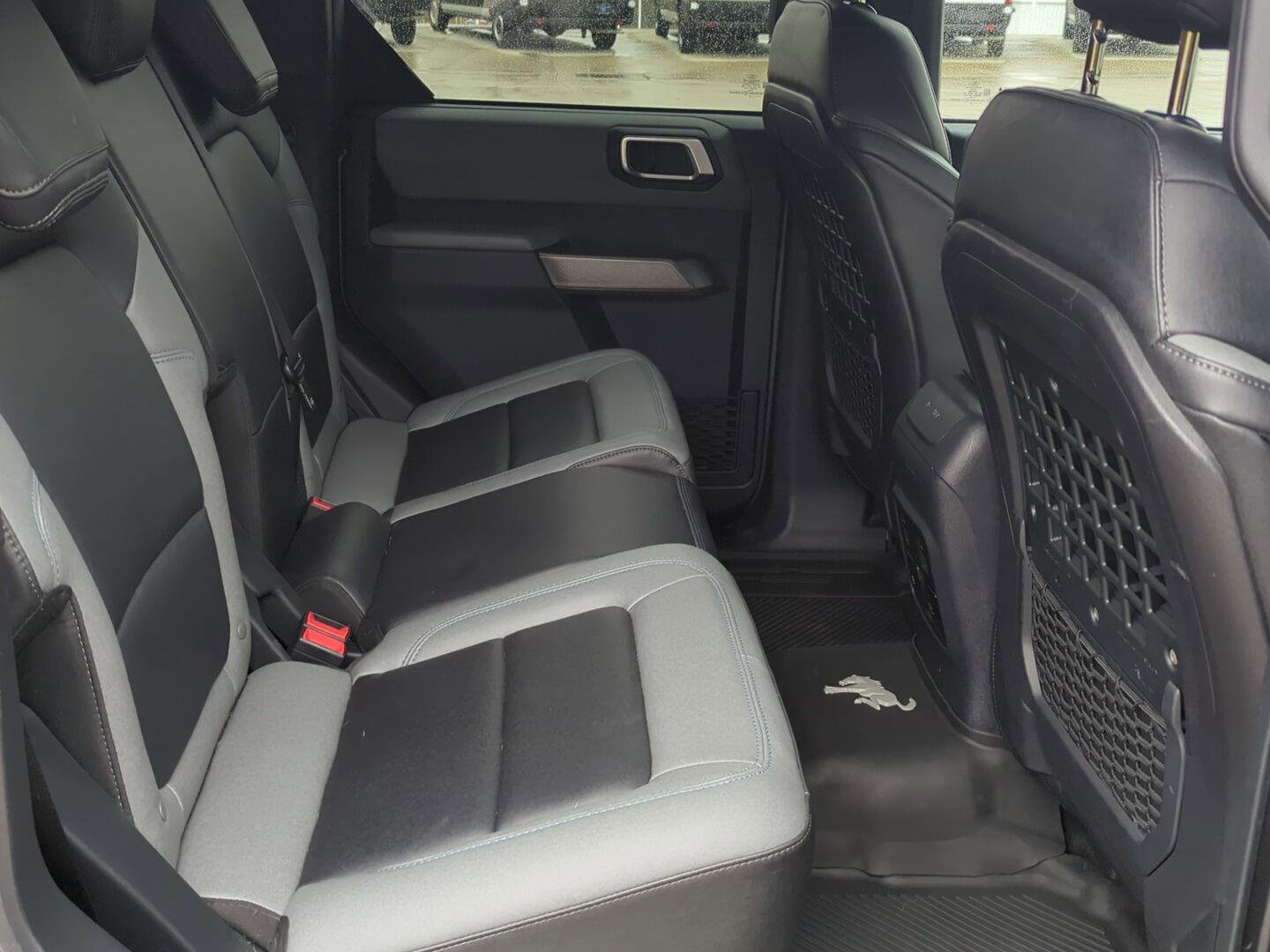 Used 2022 Ford Bronco Black Diamond image 23