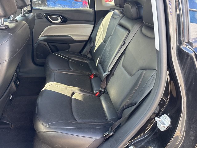 Used 2022 Jeep Compass Limited w/ Sun and Sound Group AWD/4WD image 12