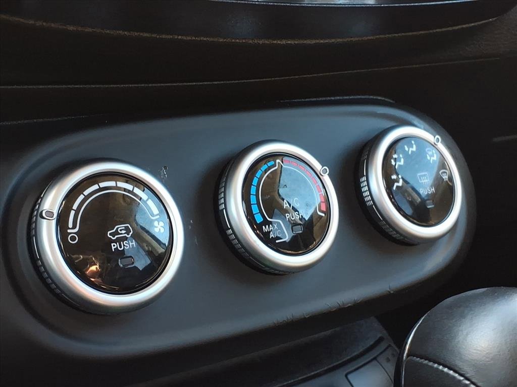 Used 2022 FIAT 500X Trekking w/ Cold Weather Group image 14