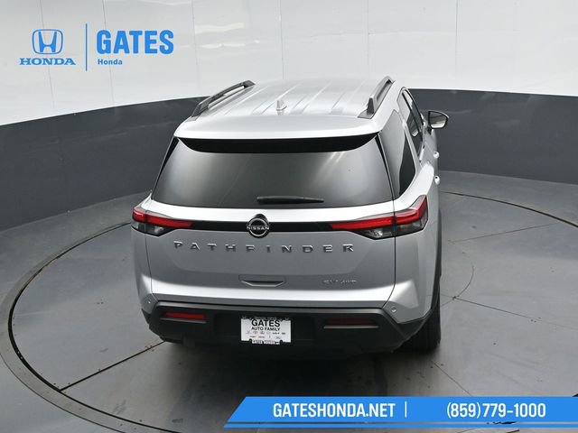 Used 2023 Nissan Pathfinder SV image 45