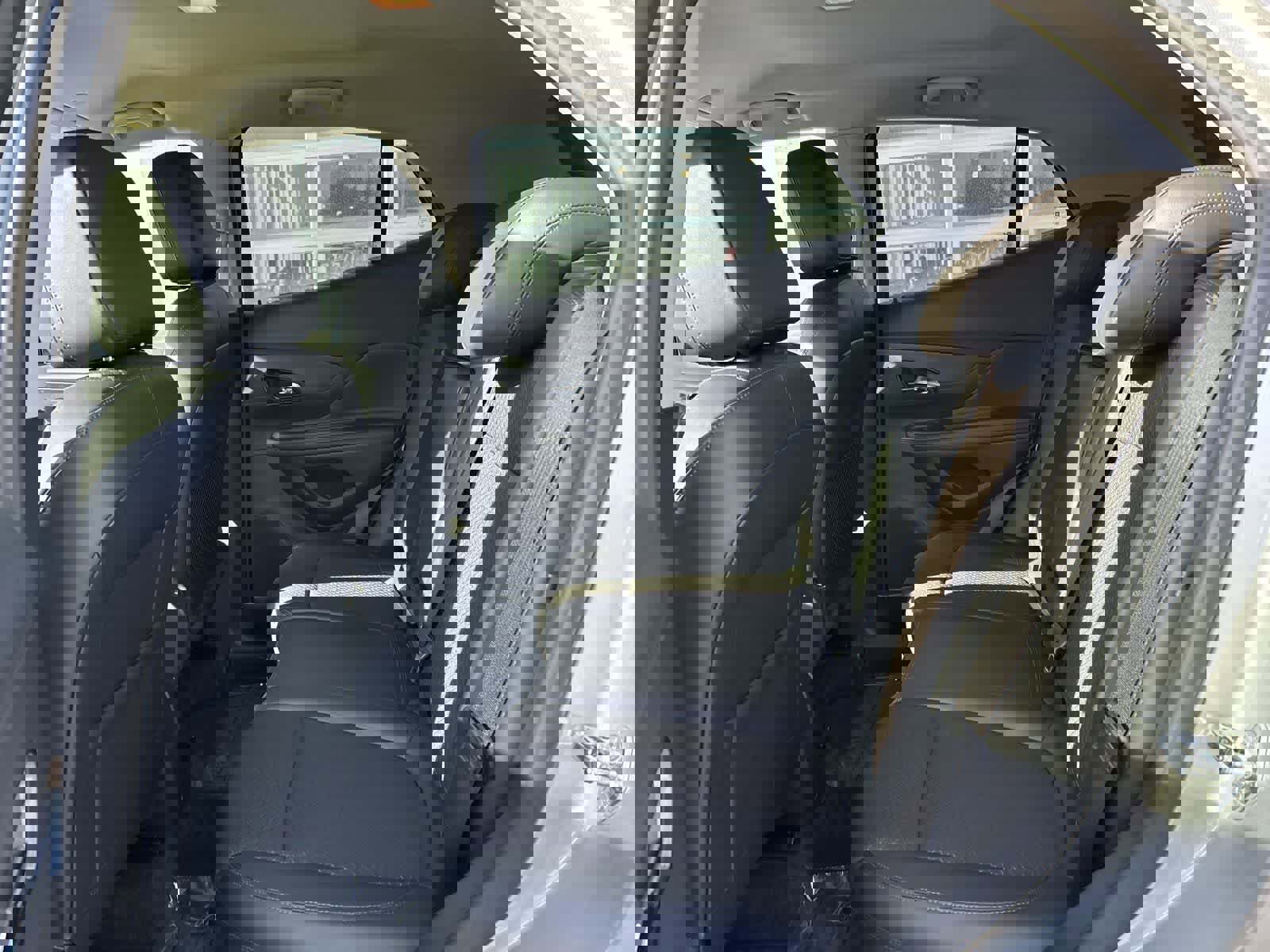 Used 2019 Buick Encore Preferred image 6