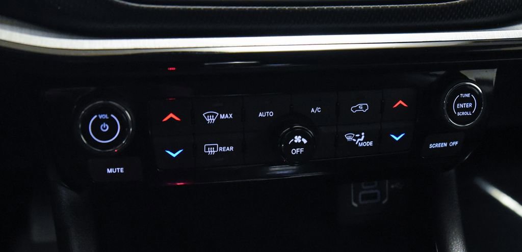 Used 2022 Jeep Compass Trailhawk w/ Trailhawk Elite Group image 18