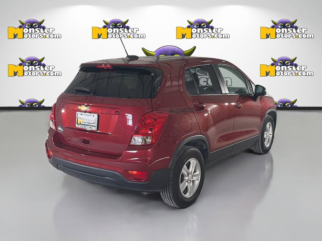 Used 2021 Chevrolet Trax LS w/ Tint and Cruise Package FWD image 5
