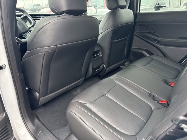 New 2026 Jeep Cherokee Limited AWD/4WD image 16