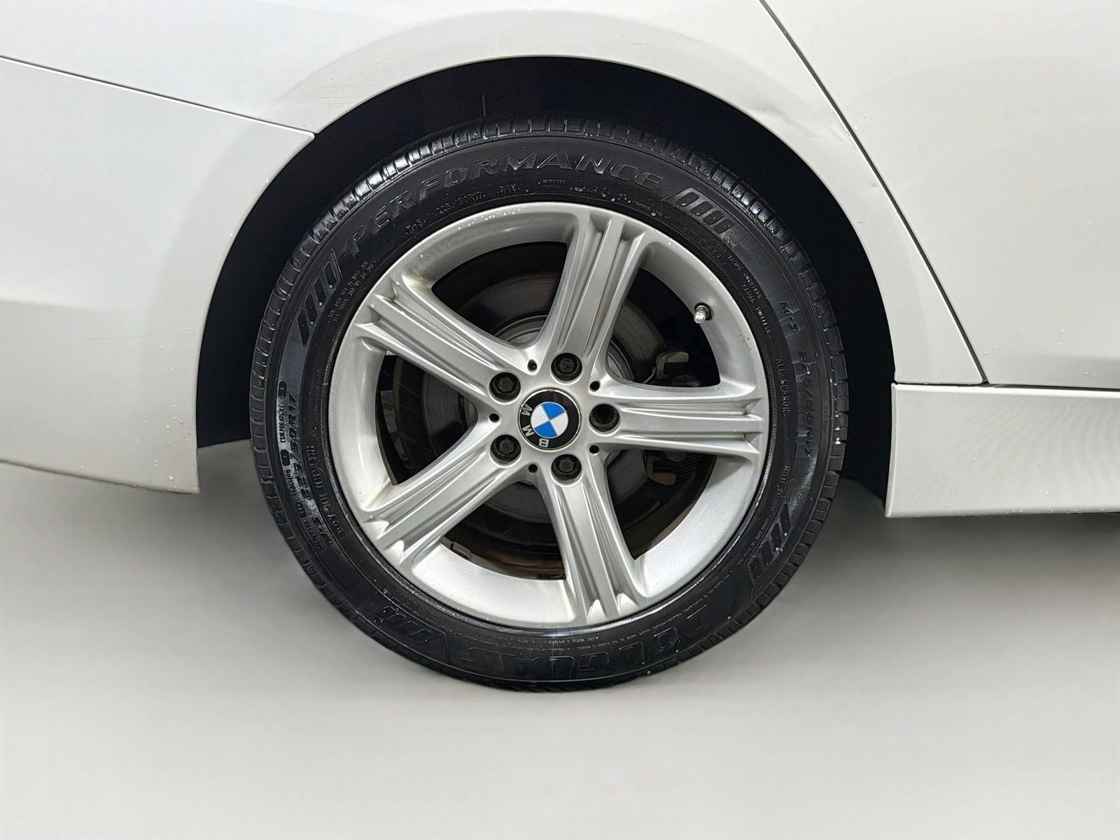 Used 2014 BMW 320i xDrive Sedan AWD/4WD image 32
