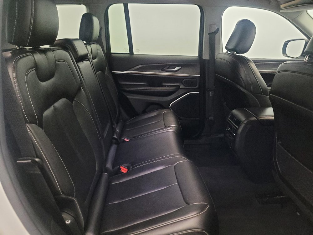 Used 2023 Jeep Grand Cherokee 4WD 4xe image 19