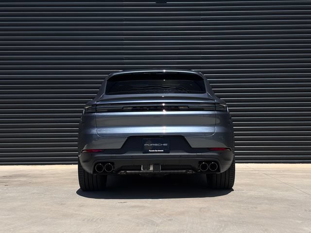 New 2026 Porsche Cayenne Coupe AWD/4WD image 6