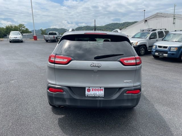 Used 2015 Jeep Cherokee Latitude image 7