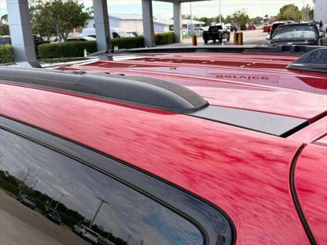 Certified 2025 Chrysler Pacifica Limited image 41