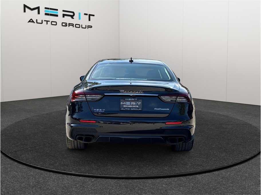 Used 2022 Maserati Quattroporte Trofeo RWD image 8