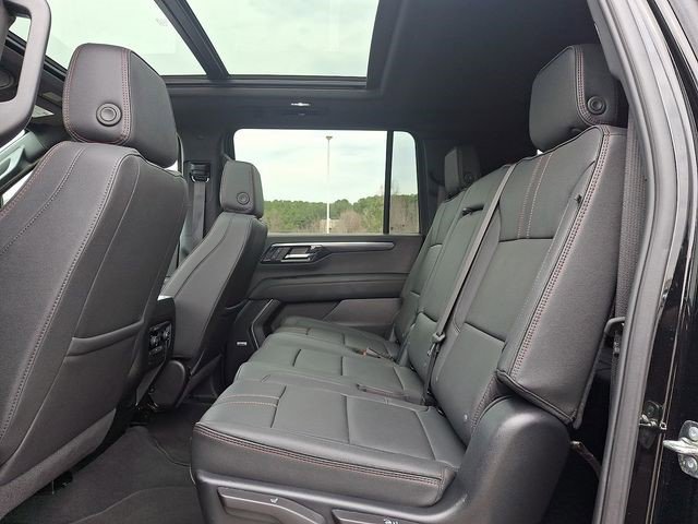Certified 2025 Chevrolet Suburban RST w/ Comfort Package image 10