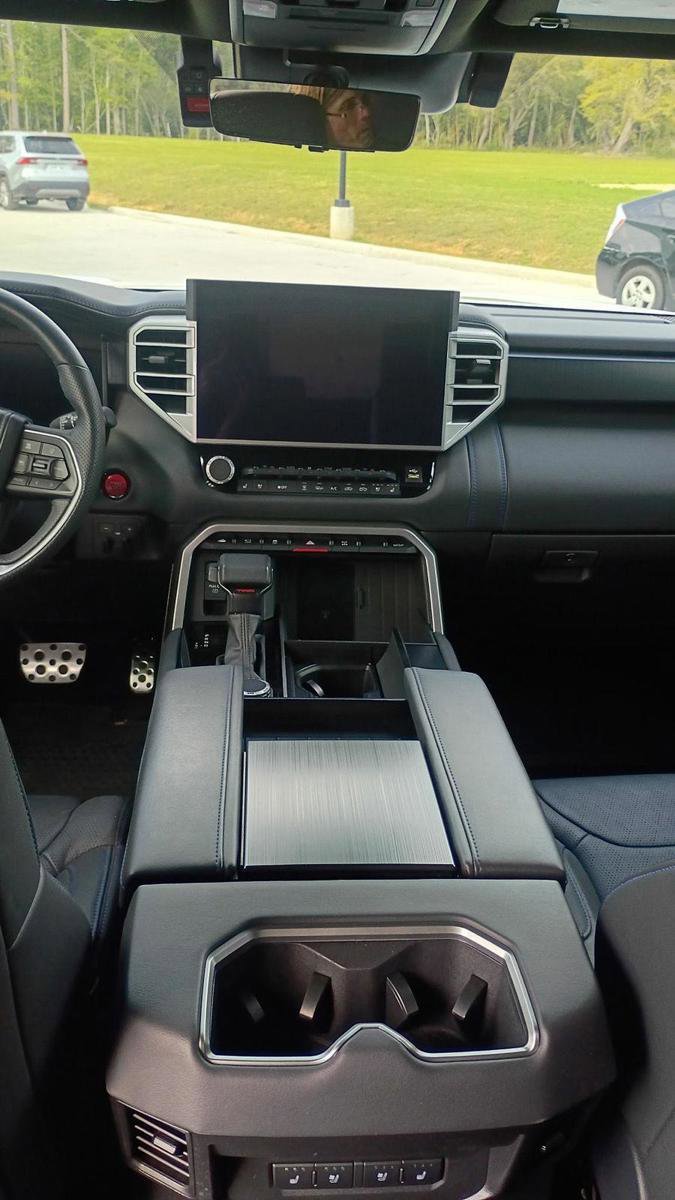 Used 2025 Toyota Tundra Platinum w/ TRD Off-Road Package image 11