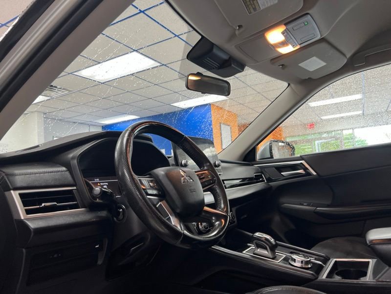 Used 2022 Mitsubishi Outlander SE AWD/4WD image 17