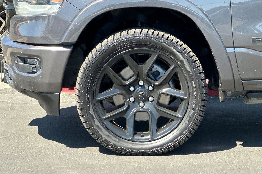 Used 2022 RAM 1500 Laramie AWD/4WD image 25