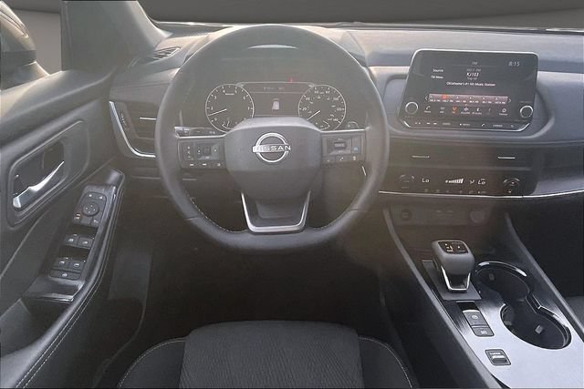 Certified 2026 Nissan Rogue SV FWD image 5
