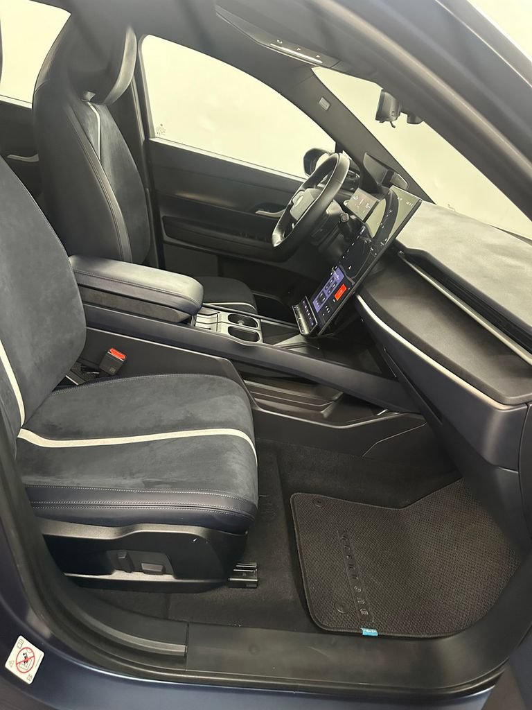 Used 2023 Fisker Ocean One AWD/4WD image 34