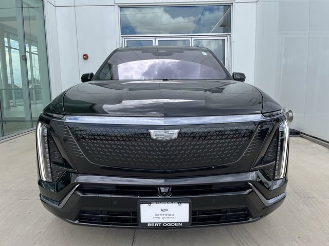 Certified 2026 Cadillac Vistiq Sport w/ LPO, Floor Liner Package image 4