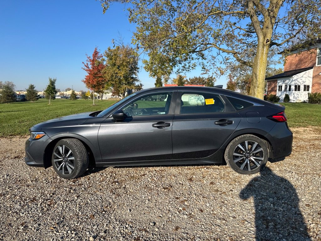 Used 2024 Honda Civic EX-L image 9