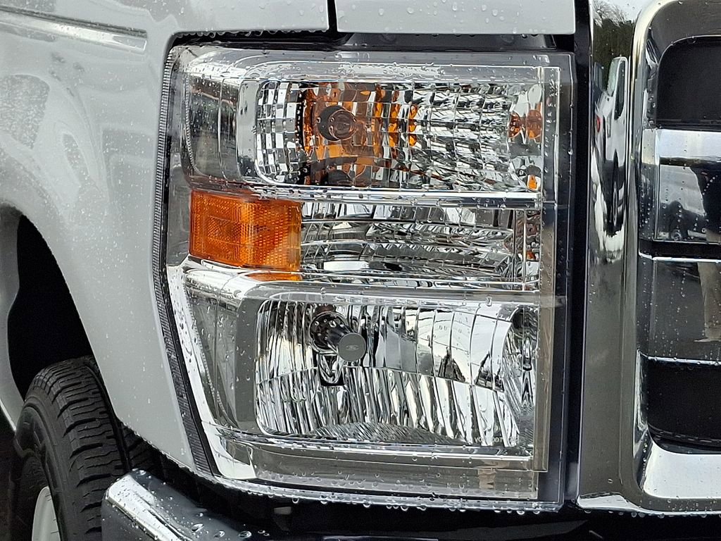 Used 2026 Ford E-350 and Econoline 350 Super Duty w/ Power Equipment Group image 10