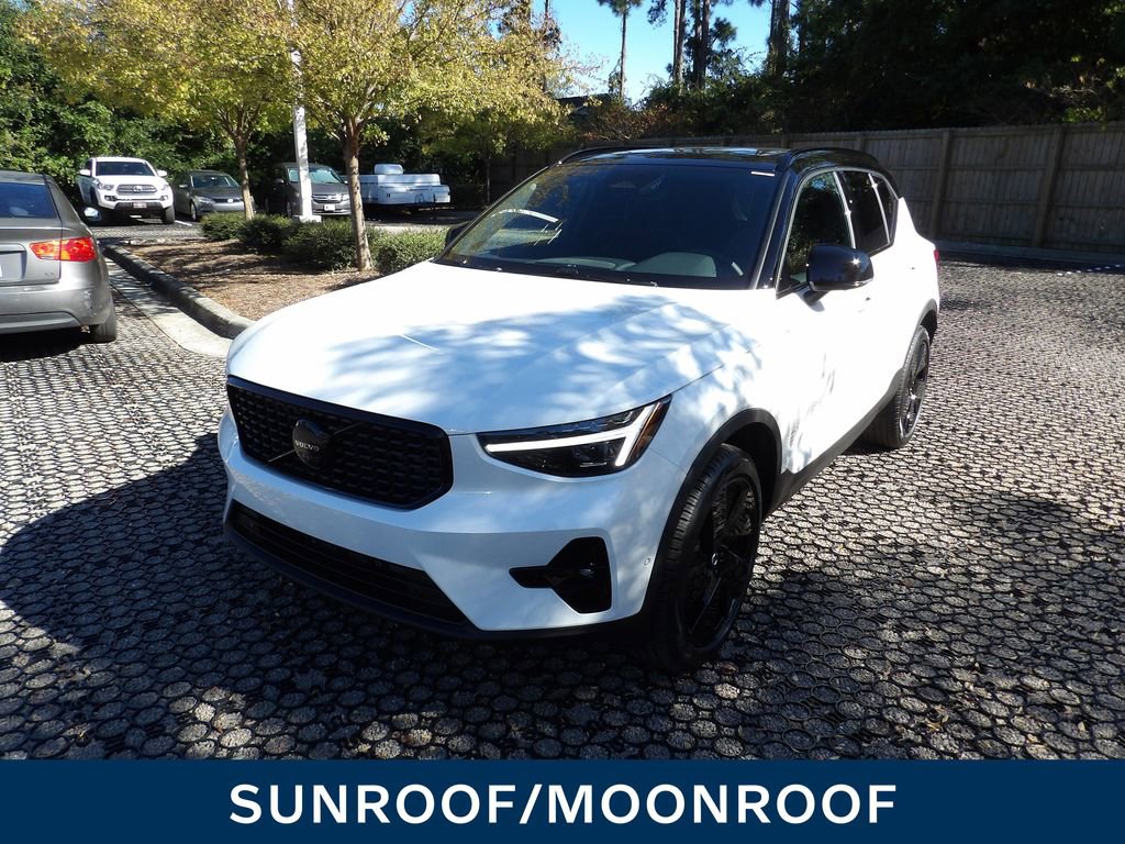 New 2026 Volvo XC40 B5 Ultra w/ Protection Package Premier AWD/4WD image 3