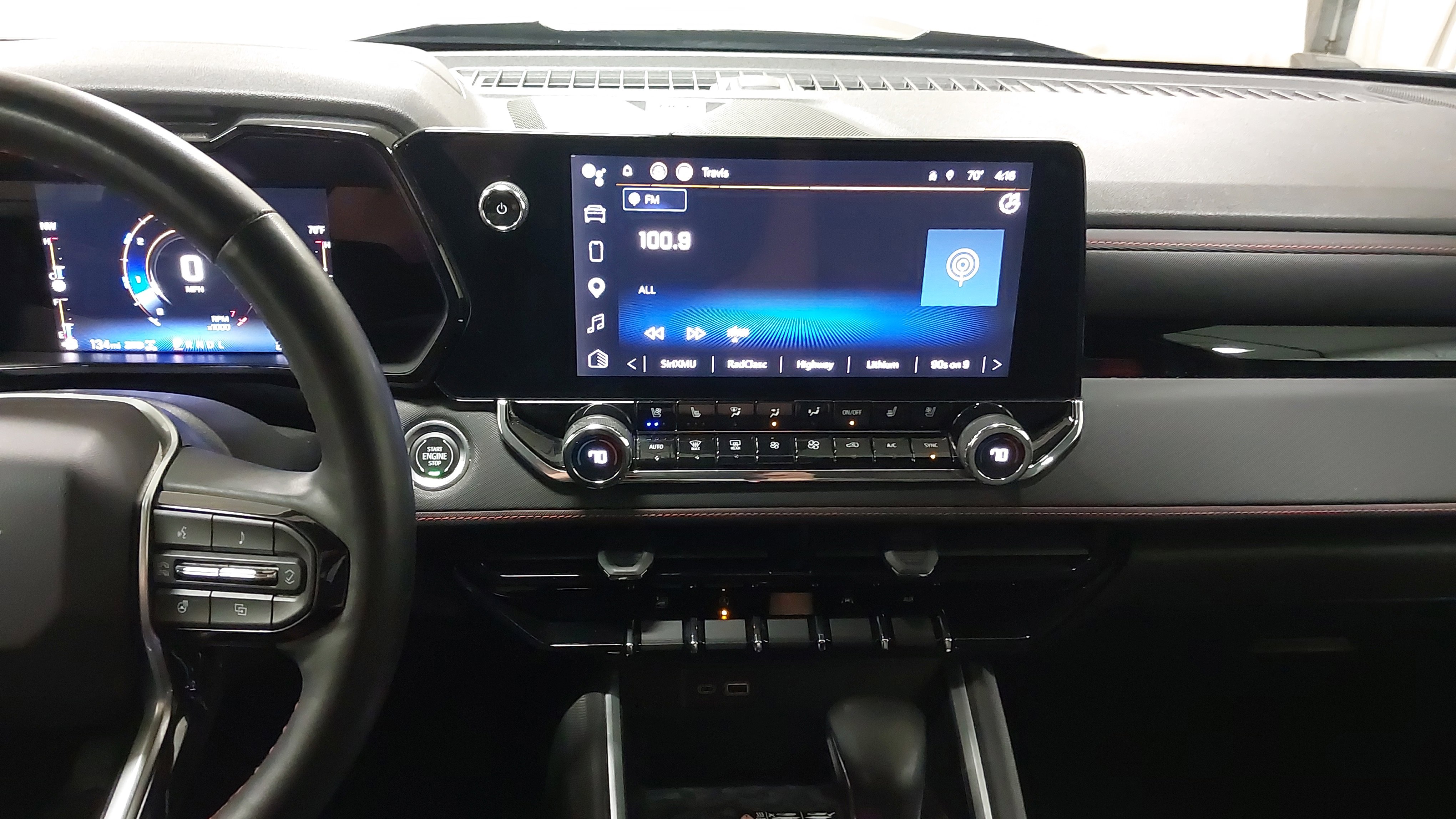 Used 2023 Chevrolet Colorado Z71 w/ Z71 Convenience Package 2 image 21