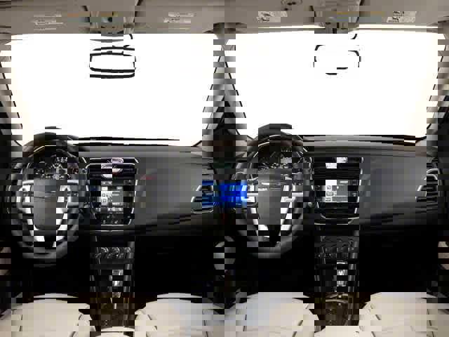 Used 2013 Chrysler 200 Touring w/ S Exterior Appearance Pkg image 5