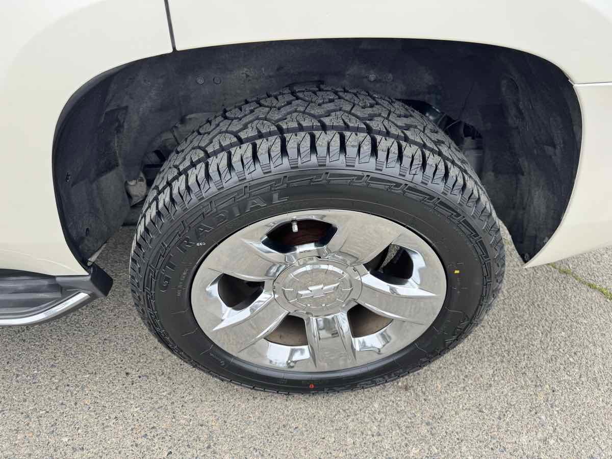 Used 2015 Chevrolet Tahoe LTZ image 42