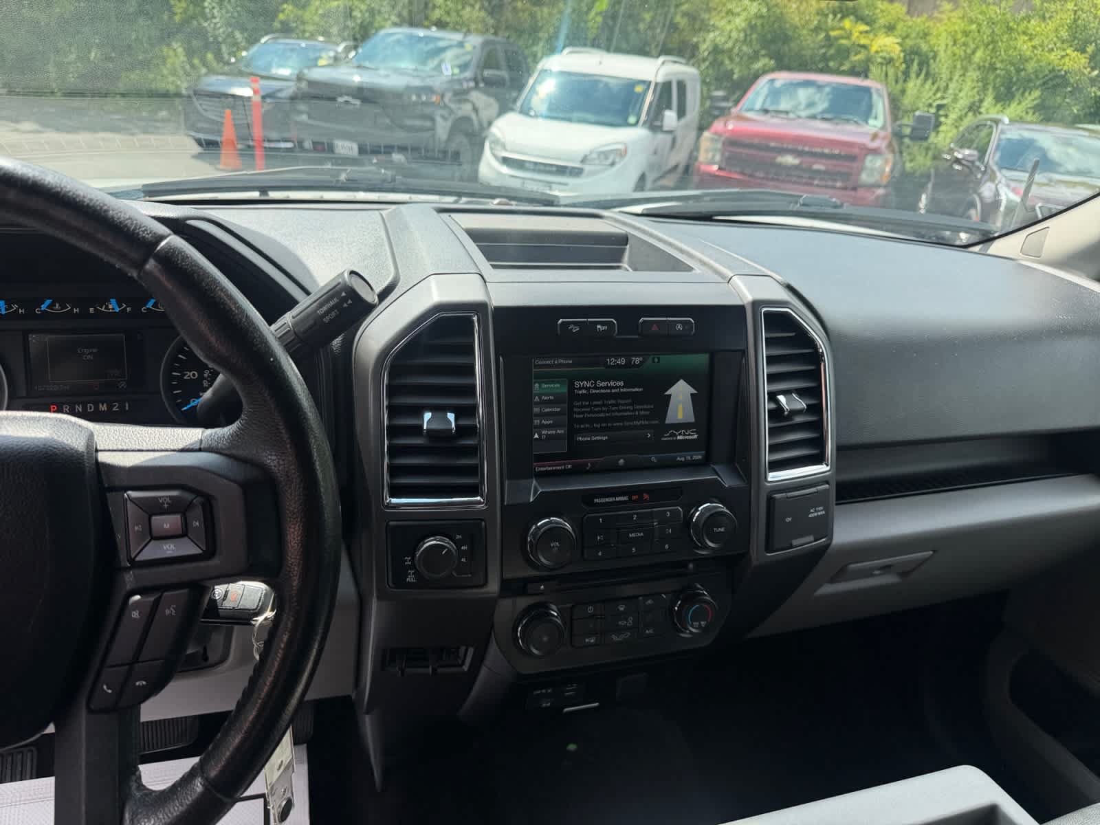 Used 2015 Ford F150 XLT w/ Equipment Group 302A Luxury AWD/4WD image 20